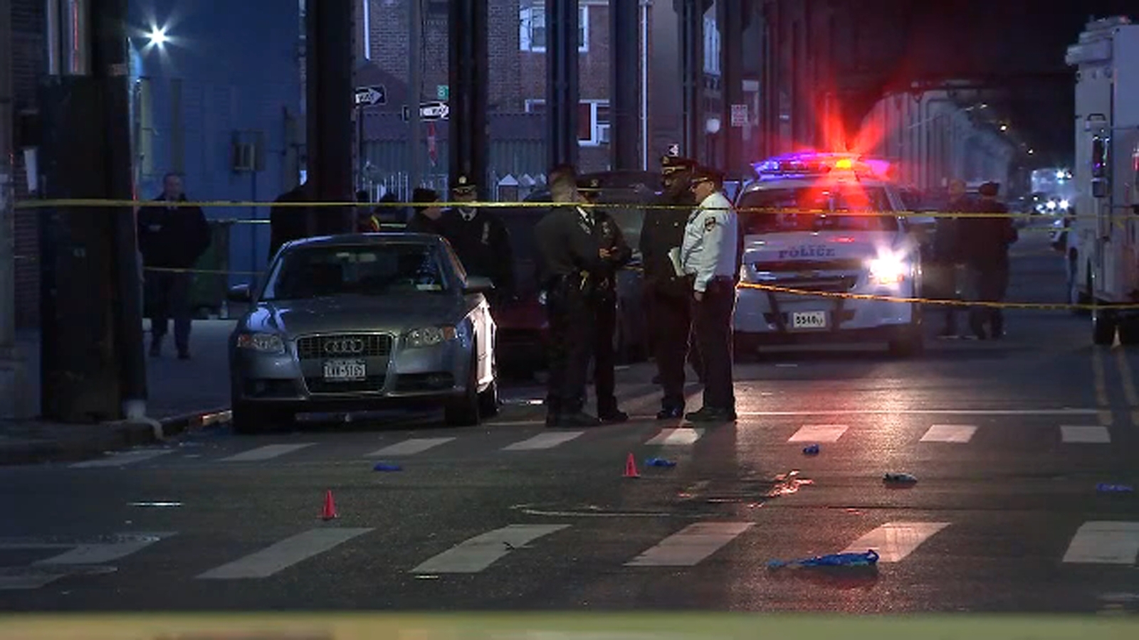 Man shot by police after opening fire outside bar in Ozone Park, Queens ...
