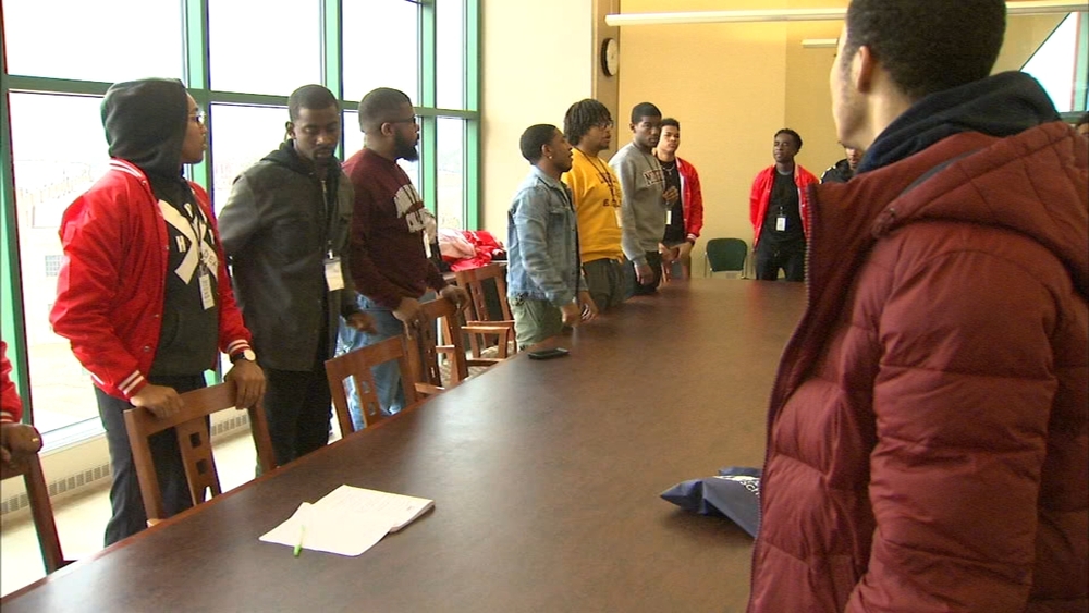 Morehouse University volunteers mentor CPS students of color on Chicago's South Side