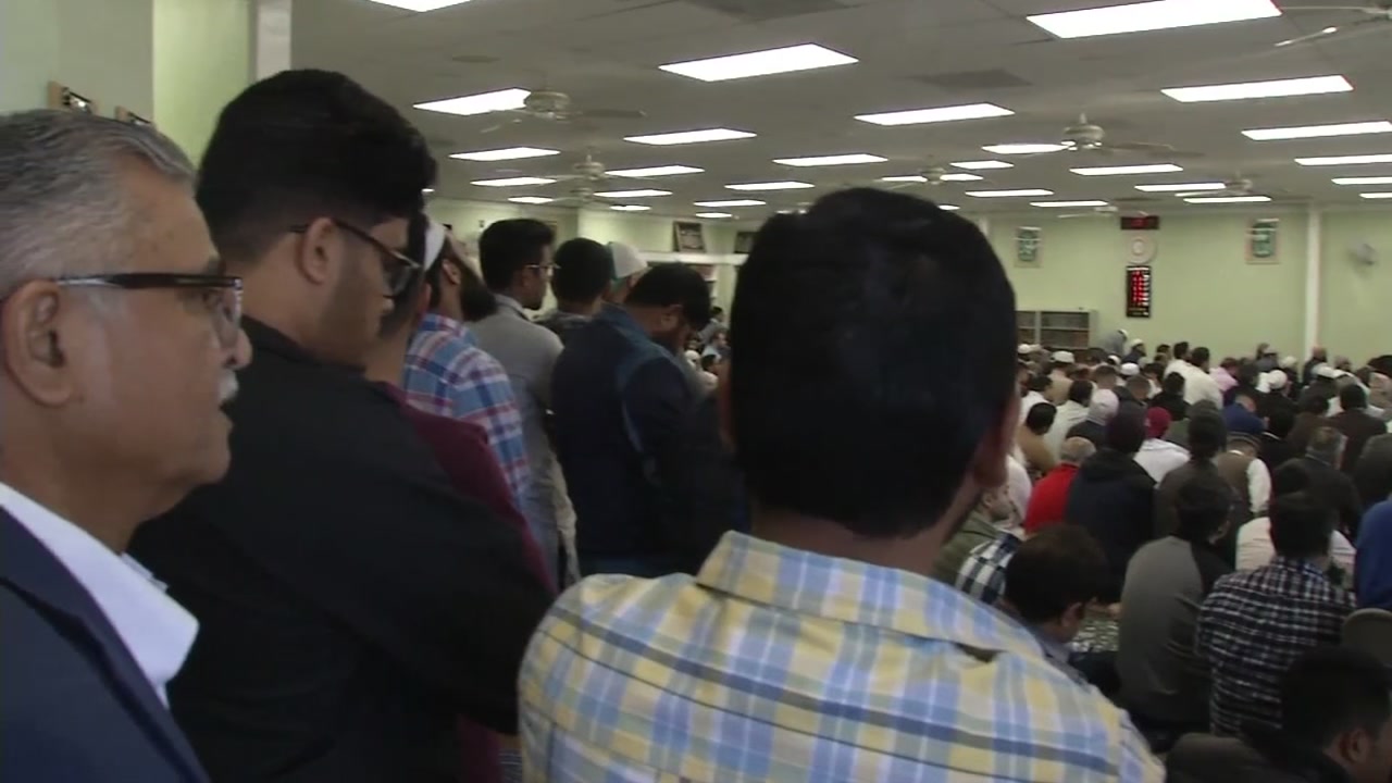 Bay Area mosques hold Friday services with extra security