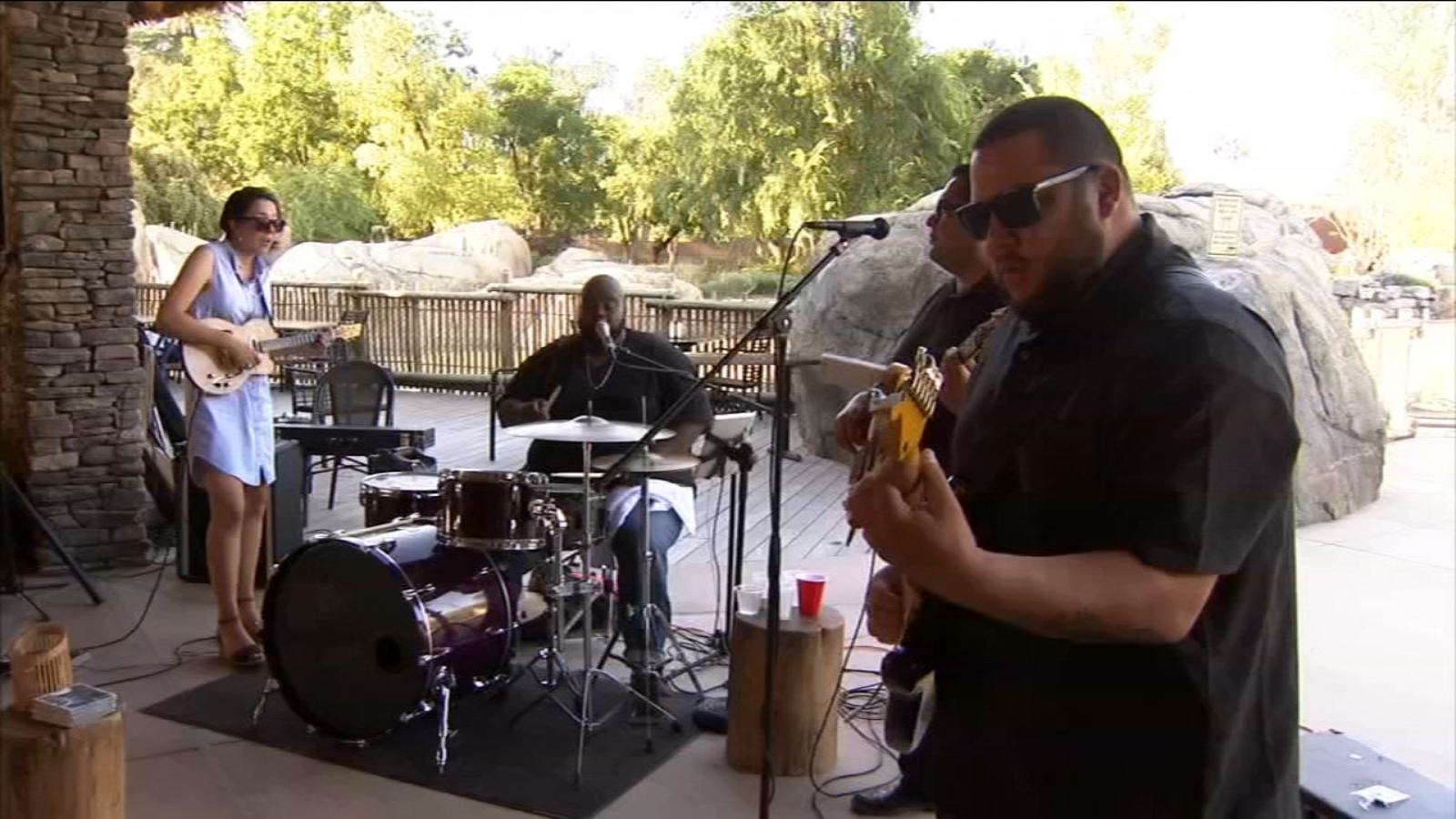 'Roar and Pour' Fresno Chaffee Zoo to host unlimited beer tasting