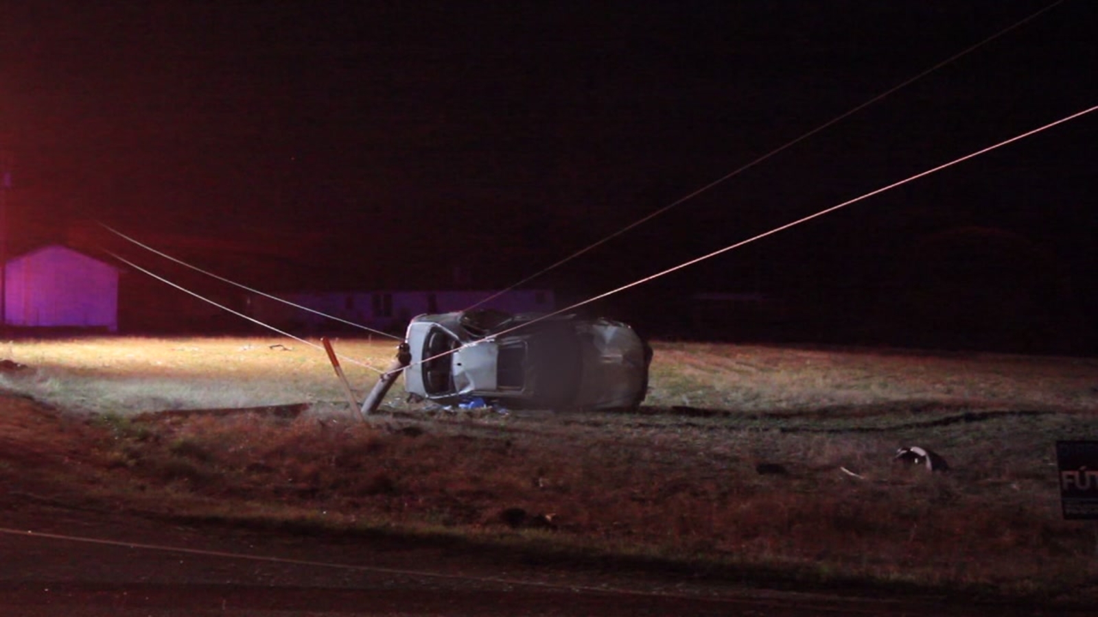 One dead after car slams into power pole near Johnston County - ABC11 ...