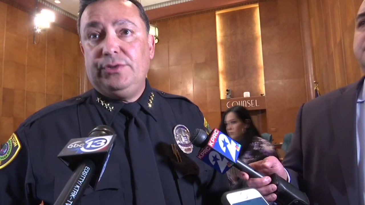 Chief Acevedo announces no-knock policy changes