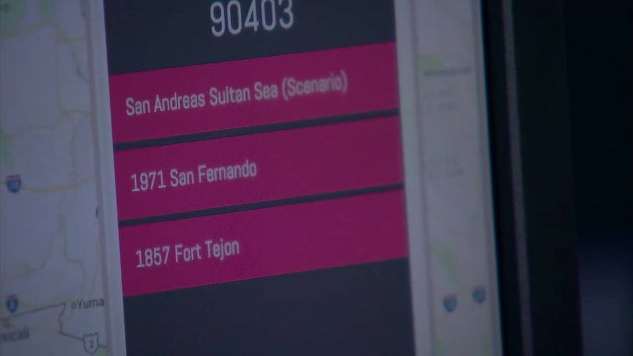 ShakeAlert test message buzzes Oakland cell phones