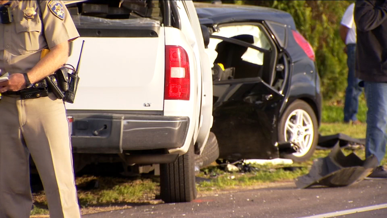 Pregnant woman killed, 11-year-old stepdaughter critical after Fresno County hit-and-run crash