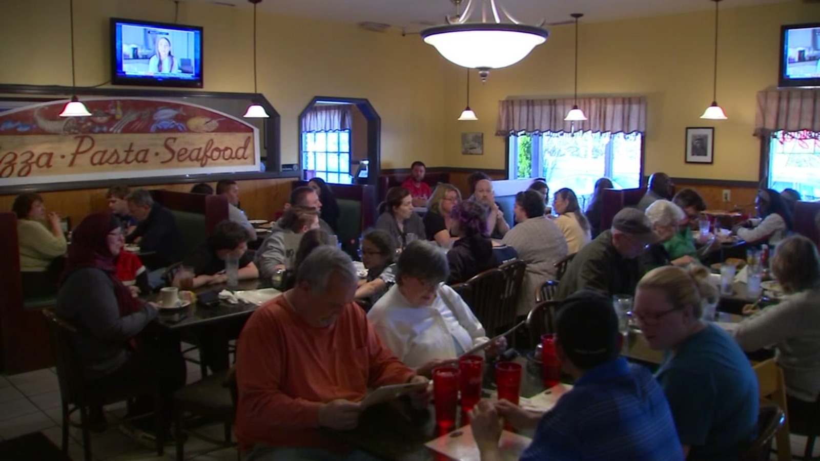 Clayton restaurant holds fundraiser for student hit, killed by car