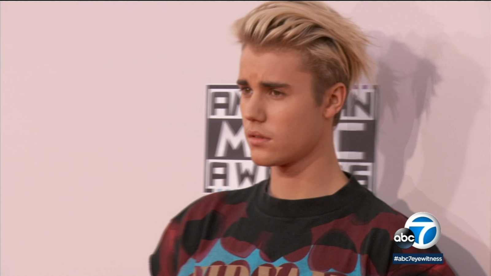 Woman arrested after allegedly walking into Justin Bieber's hotel room ...