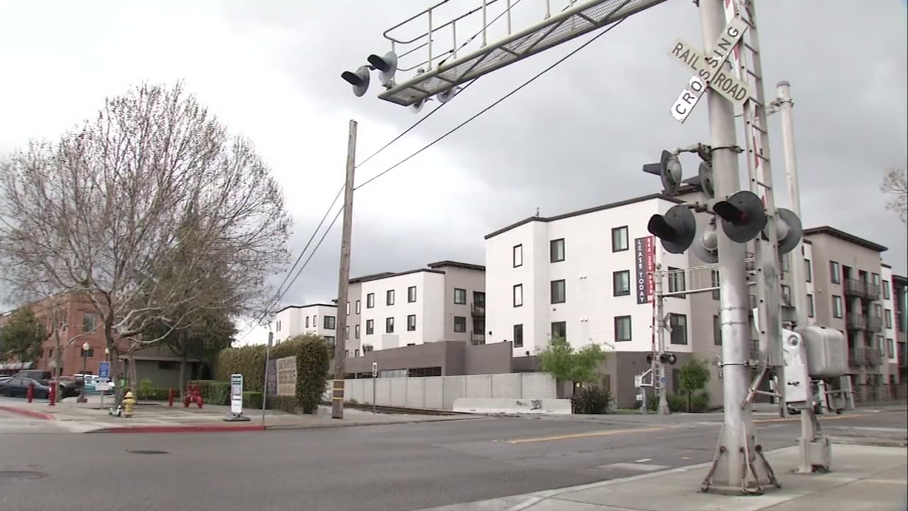Sleepless in San Jose? Trains rattle neighbors overnight