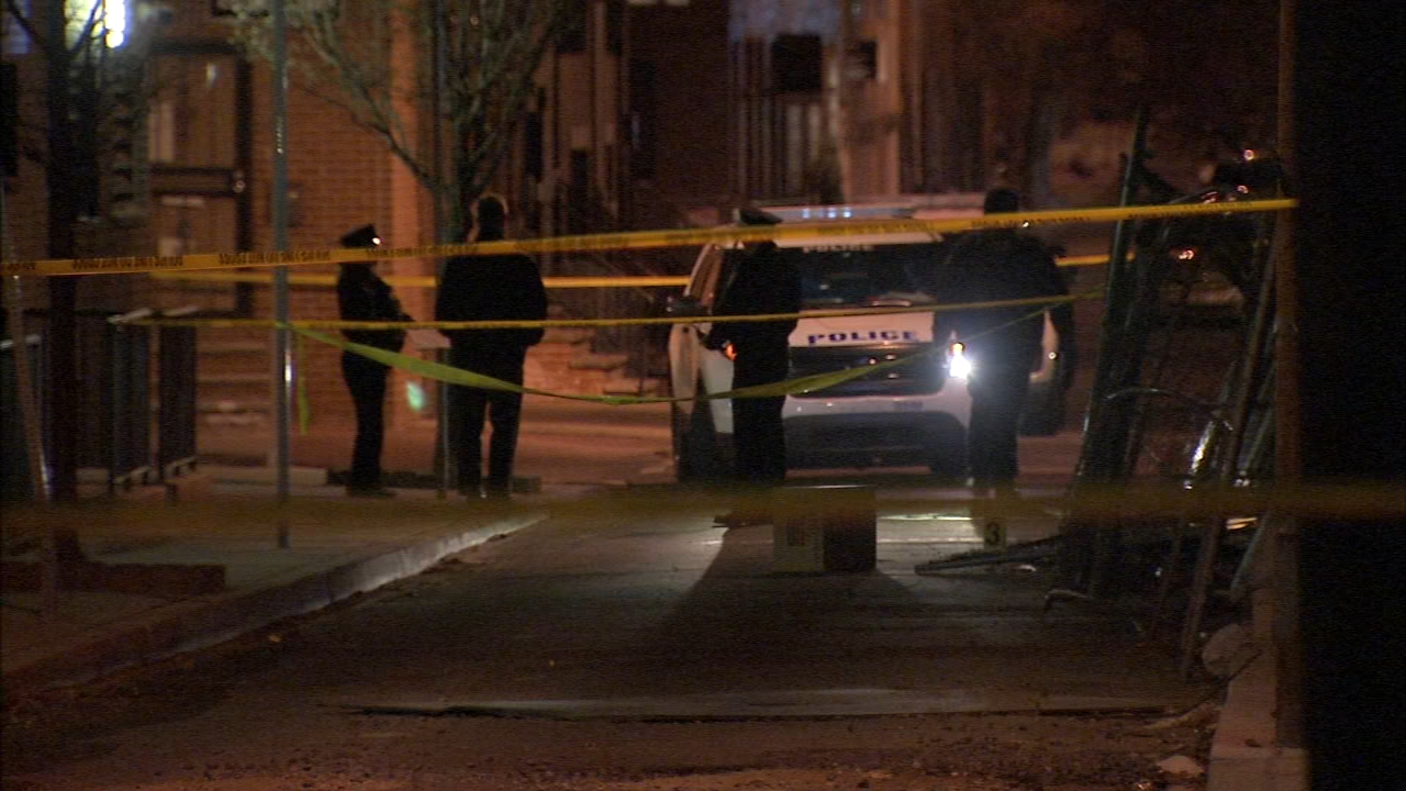 Manhunt for last of three suspects who police say robbed a couple at gunpoint in South Philadelphia