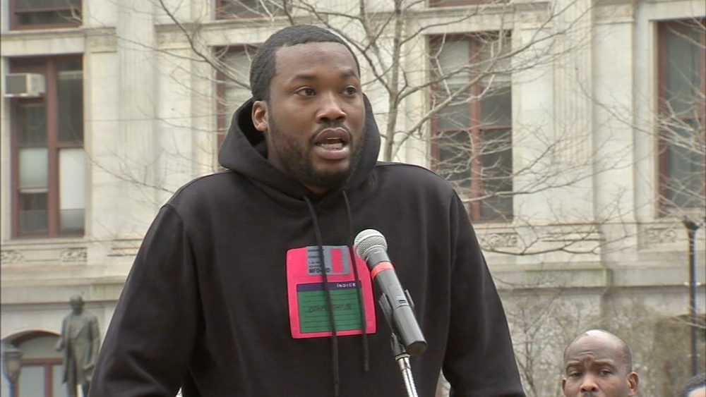 Philly D.A. files motion for new trial and judge for Meek Mill