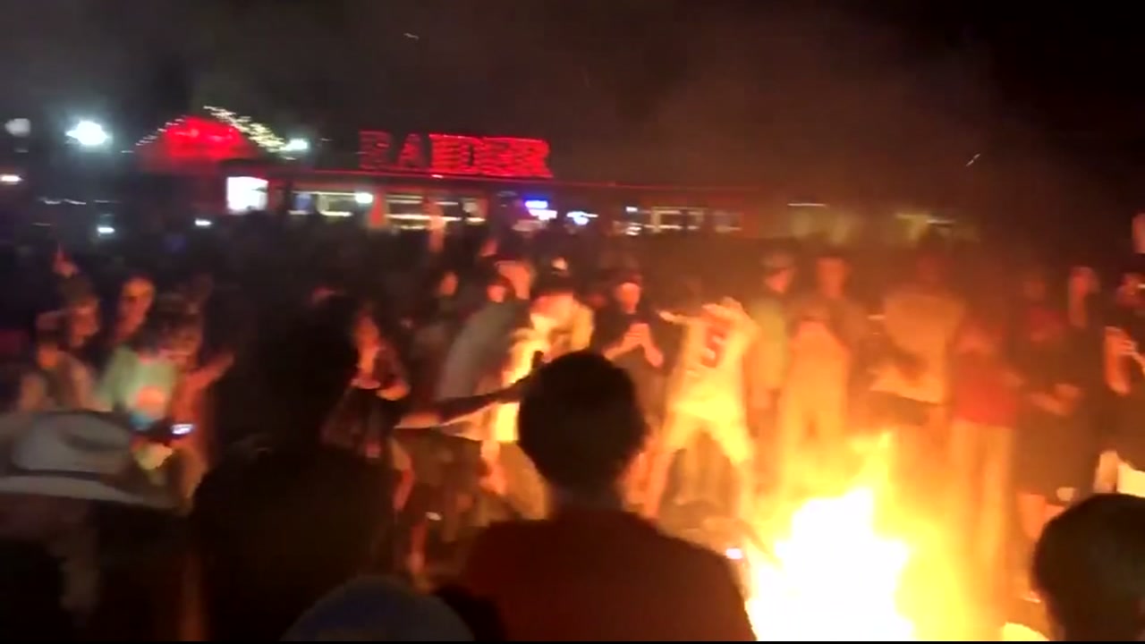 Texas Tech fans celebrate their feat against Michigan State (61-51