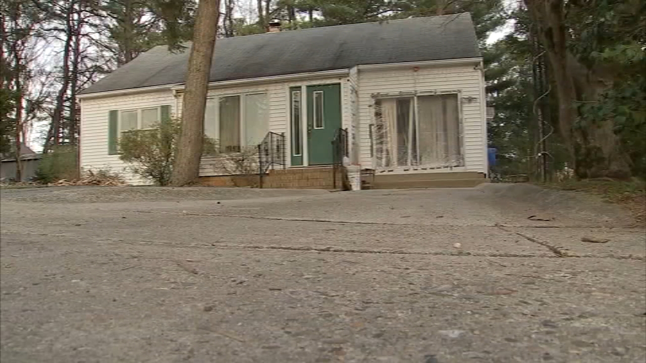 Drug bust nets pipe bomb, bomb-making material in NJ