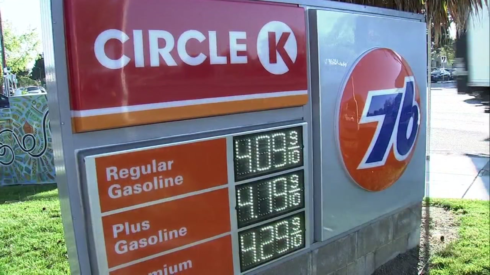 Circle K Gas Prices >> We Re Paying What Ca Gas Prices Surge Above 4 Circle K Gas Prices >> We Re Paying What Ca Gas Prices Surge Above 4