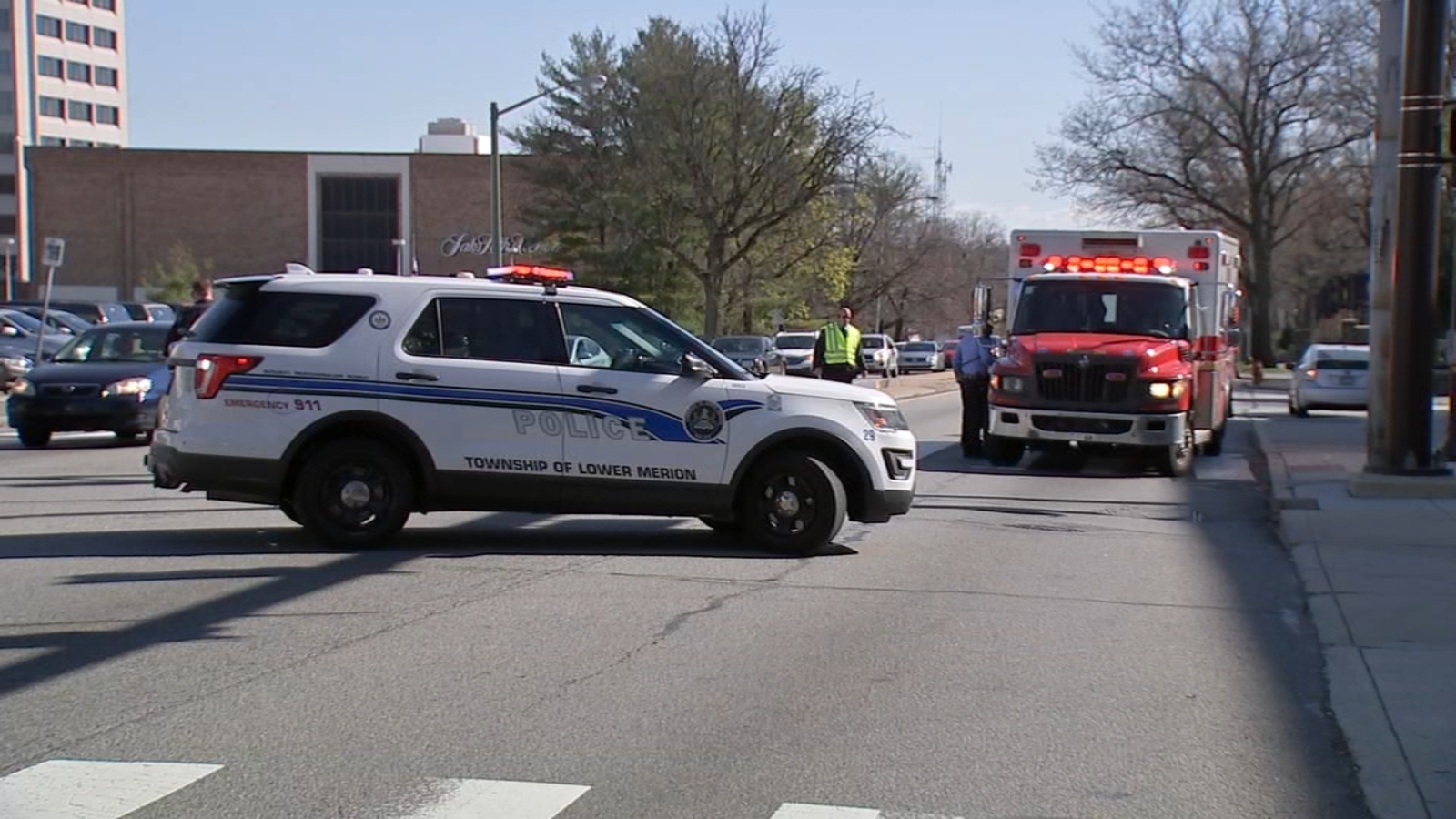 Person struck by car in Lower Merion 6abc Philadelphia