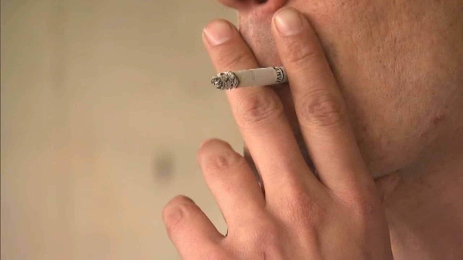 Bill to raise age for tobacco purchases to 21 passes Delaware House, heads  to governor's desk