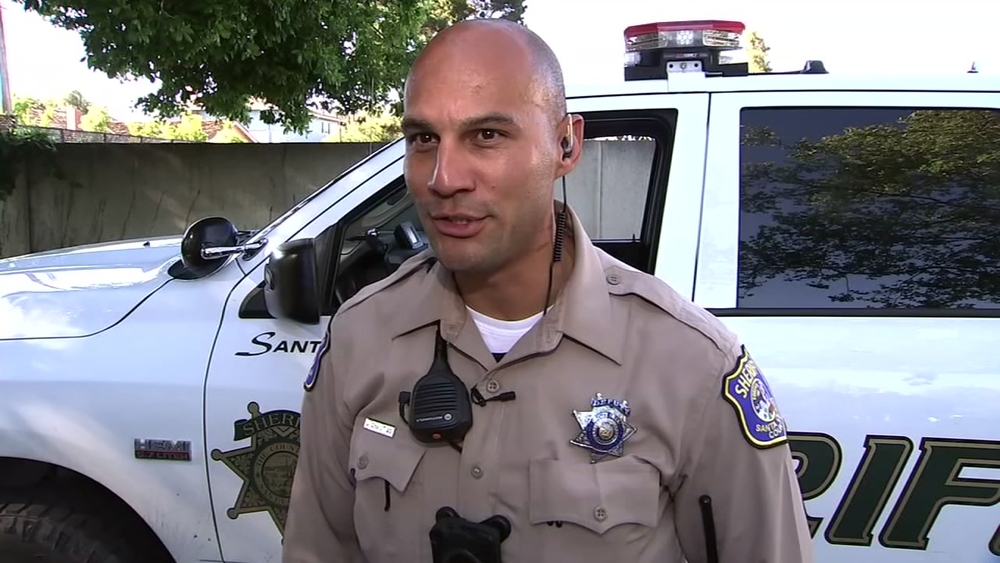 Former San Francisco Giant, now Deputy Sheriff, gets back on baseball field