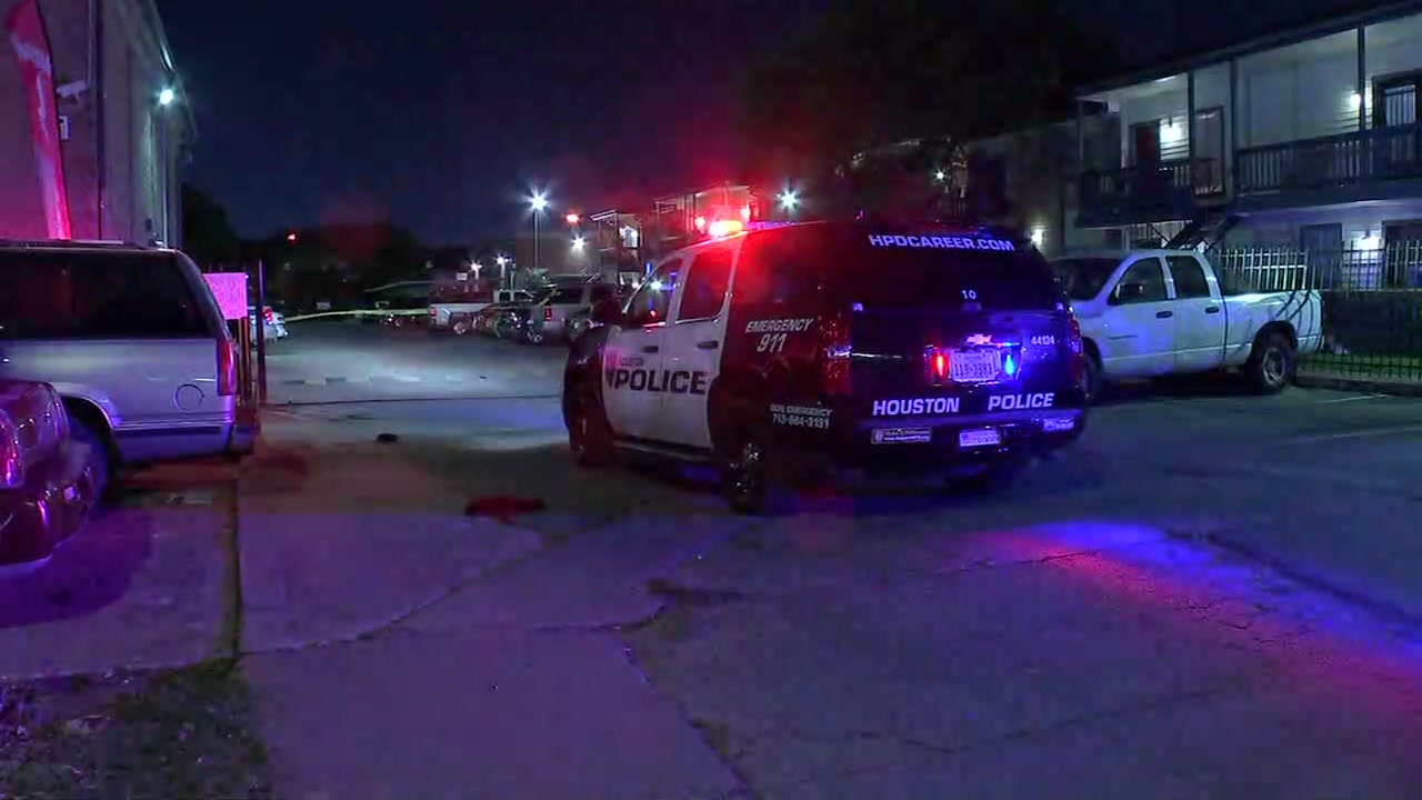 Intoxicated man shoots good samartain during an altercation.