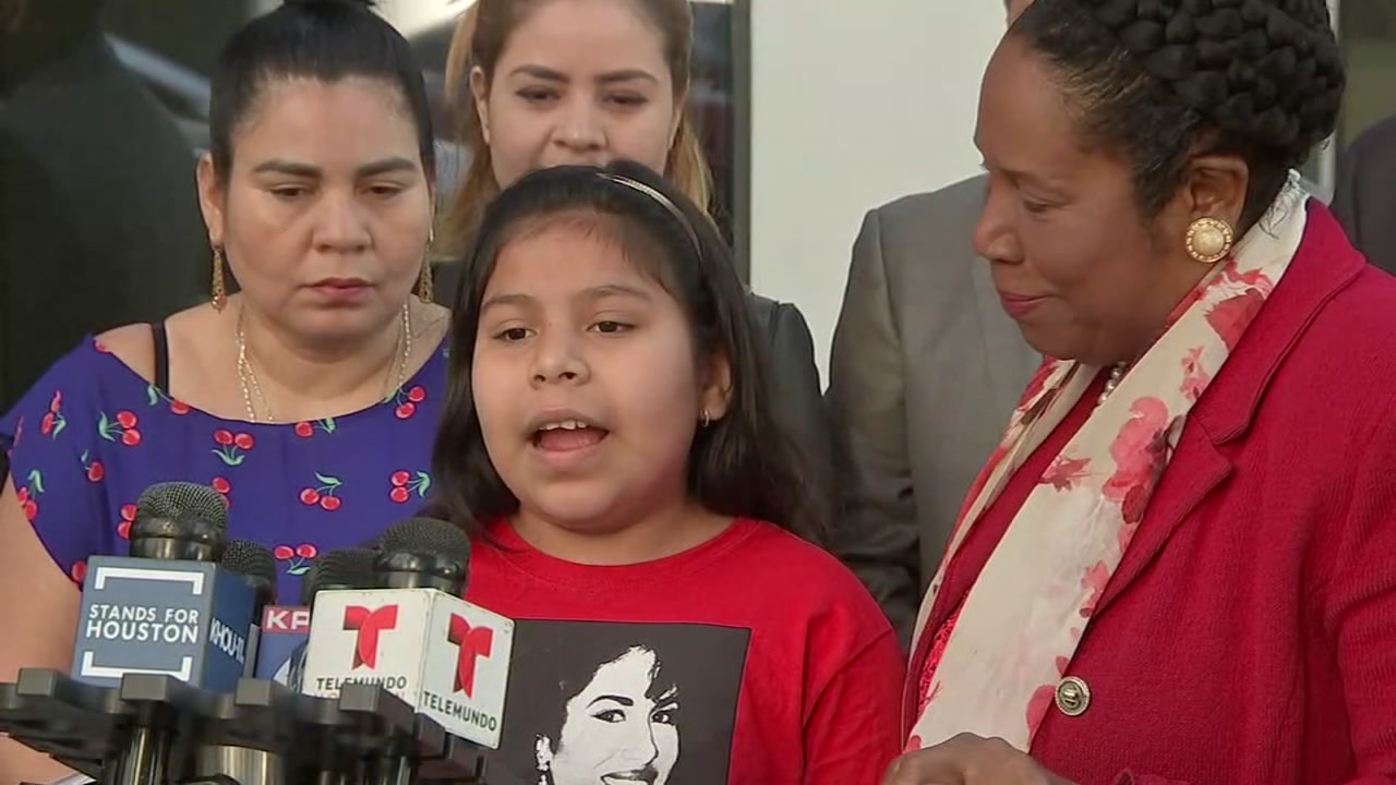 Sheila Jackson Lee joins 11-year-old's fight against deportation