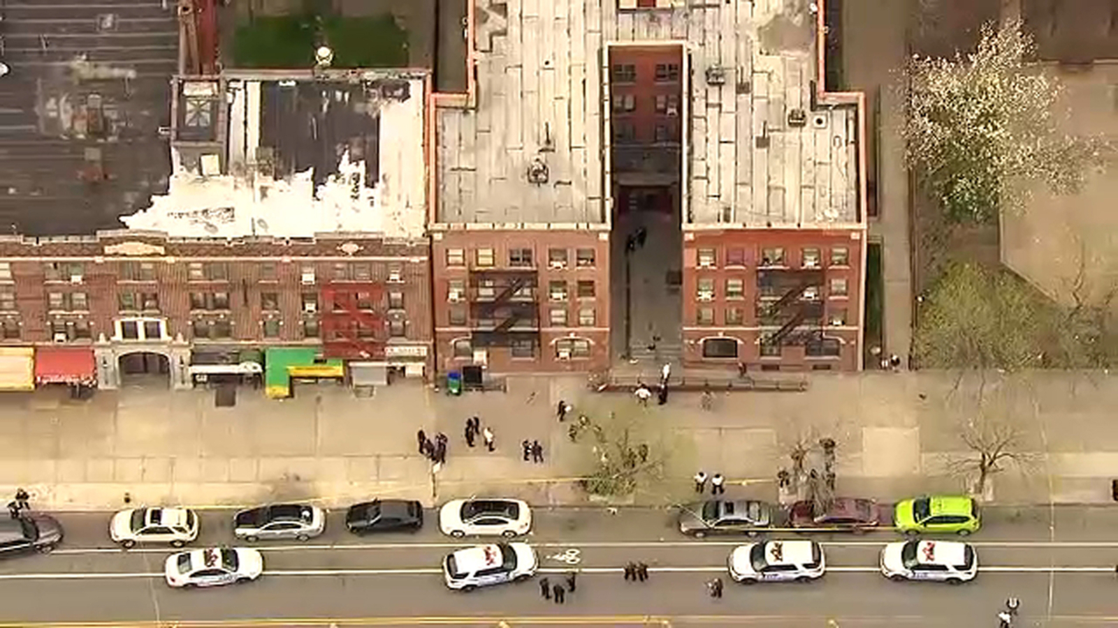 18-year-old man shot multiple times, killed in Crown Heights, Brooklyn ...