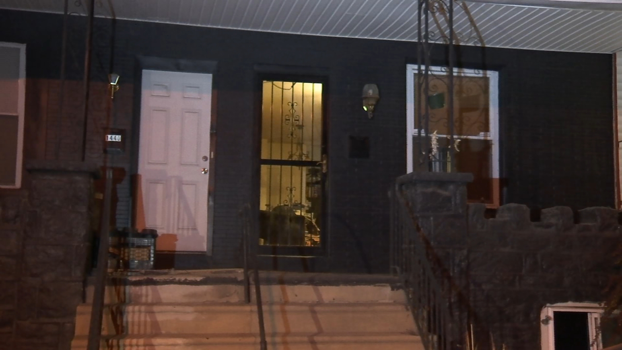 2 shot in Parkside home invasion