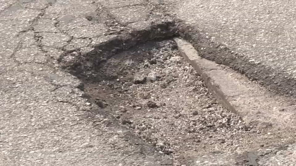 Ambulance pothole bump saves man's life