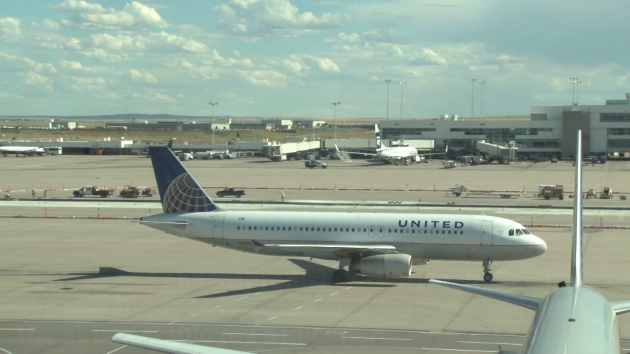 United Airlines employee charged with disorderly conduct for using a racial slur