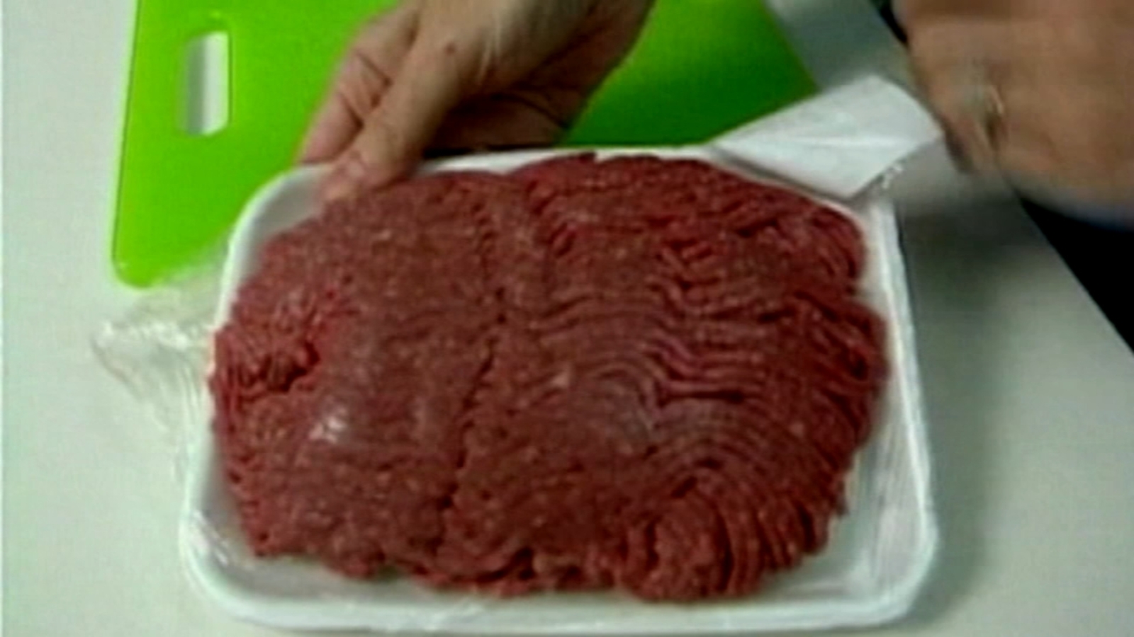 156 sickened by E. coli linked to ground beef ABC7 Chicago