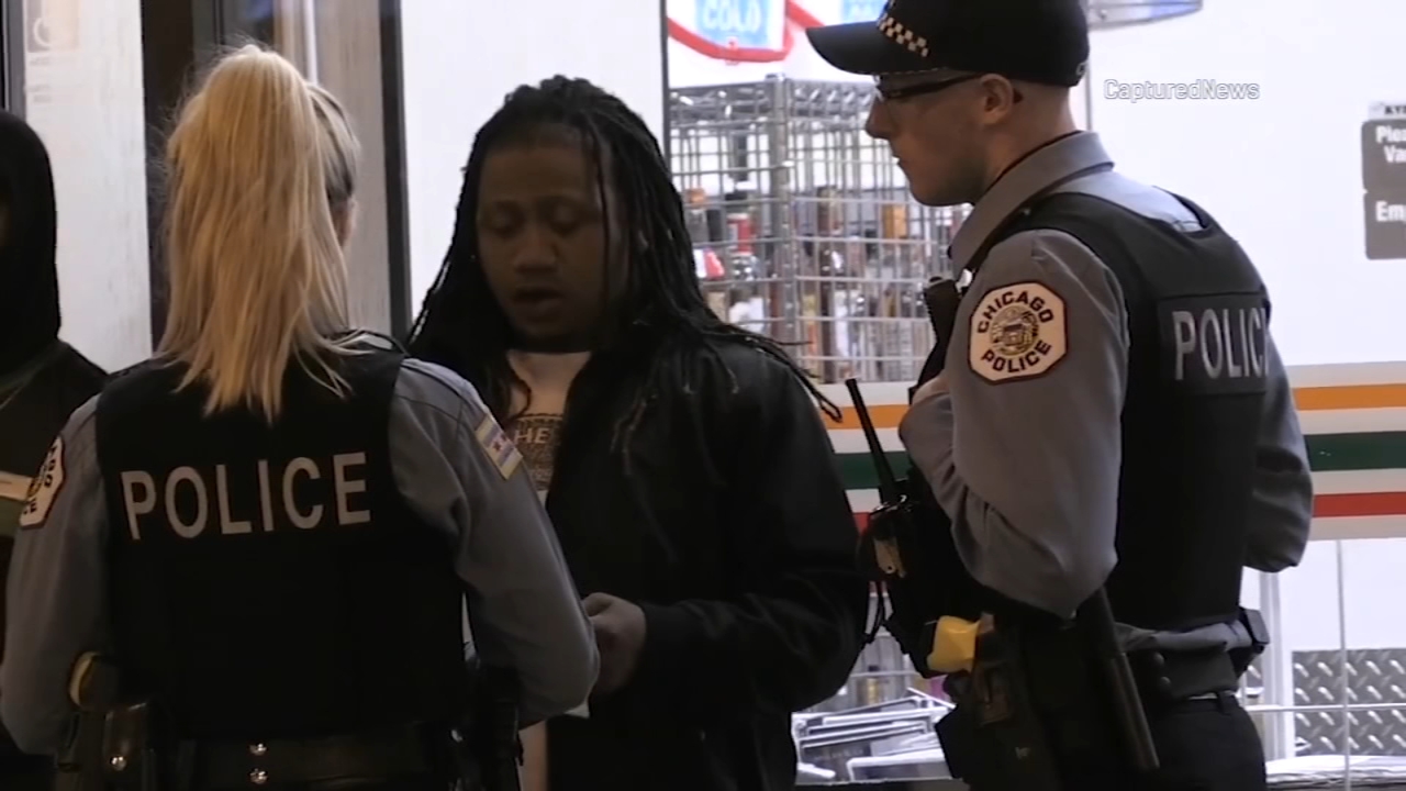 Man says he was beaten, robbed by group of 20 on CTA Red Line platform