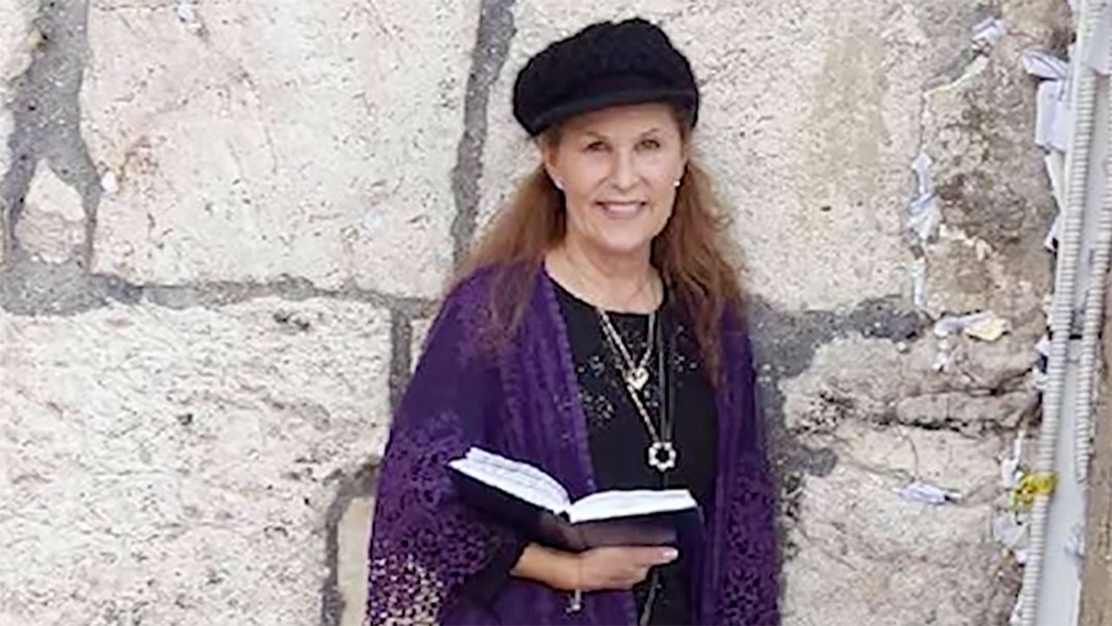 Lori Gilbert Kaye Killed In San Diego Synagogue Shooting Rabbi Among Those Injured In Chabad Of Poway Abc7 Chicago Lori Gilbert Kaye Killed In San Diego Synagogue Shooting Rabbi Among Those Injured In Chabad Of Poway Abc7 Chicago