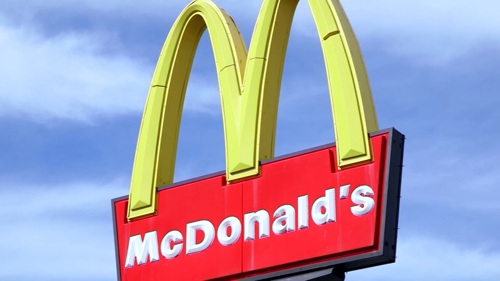 Eyewitness This: Possible spike in gas prices, Beyond Meat offers free food at restaurants, artificial intelligence at McDonald's | abc7.com