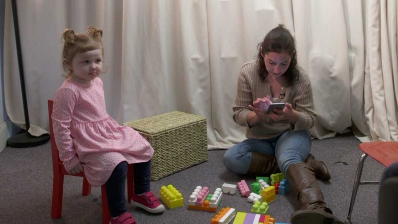 Screentime Diane Sawyer Reporting 2 Hour Abc News Special Challenges Families To Rethink Technology Consumption 6abc Philadelphia