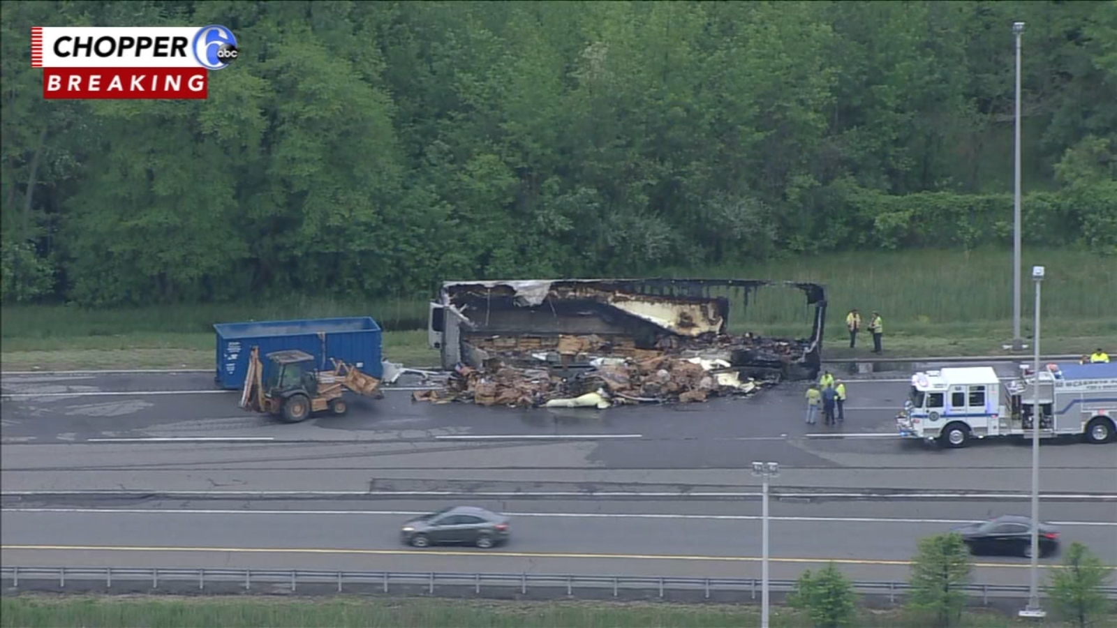 Tractor trailer catches fire on the New Jersey Turnpike - 6abc Philadelphia