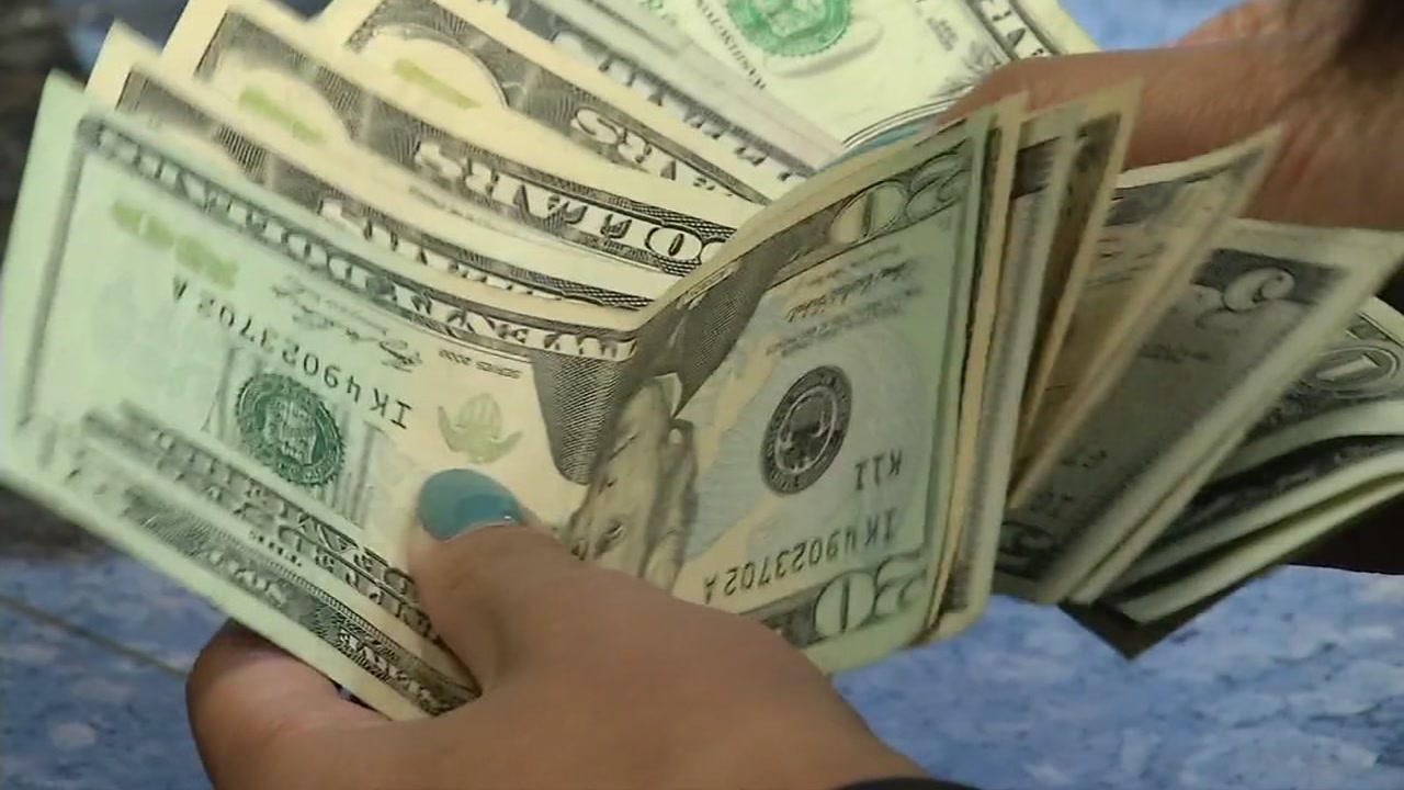 SF board of supervisors to vote on cashless ban