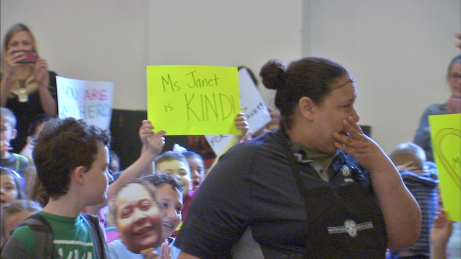 Blaine Elementary School students surprise beloved lunch lady, Miss