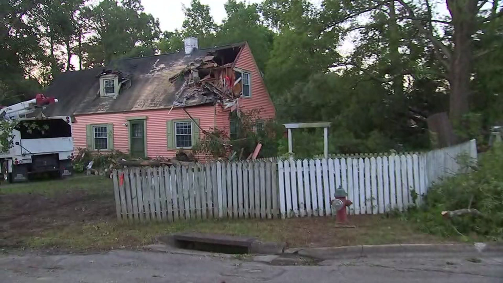 NC Weather Tornado, wind damage in North Carolina