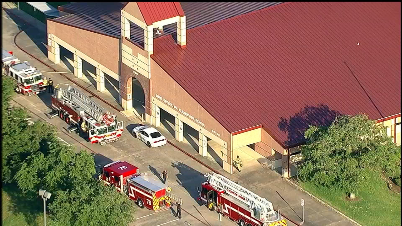 Outley Elementary School in Alief ISD damaged by small fire