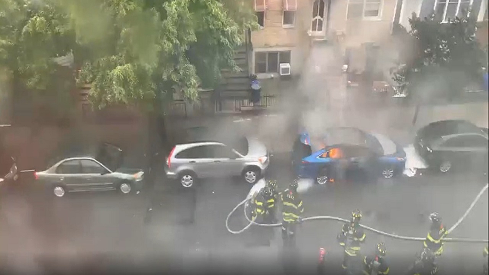 Police: Man broke into car, then set it ablaze in Brooklyn - ABC7 New York