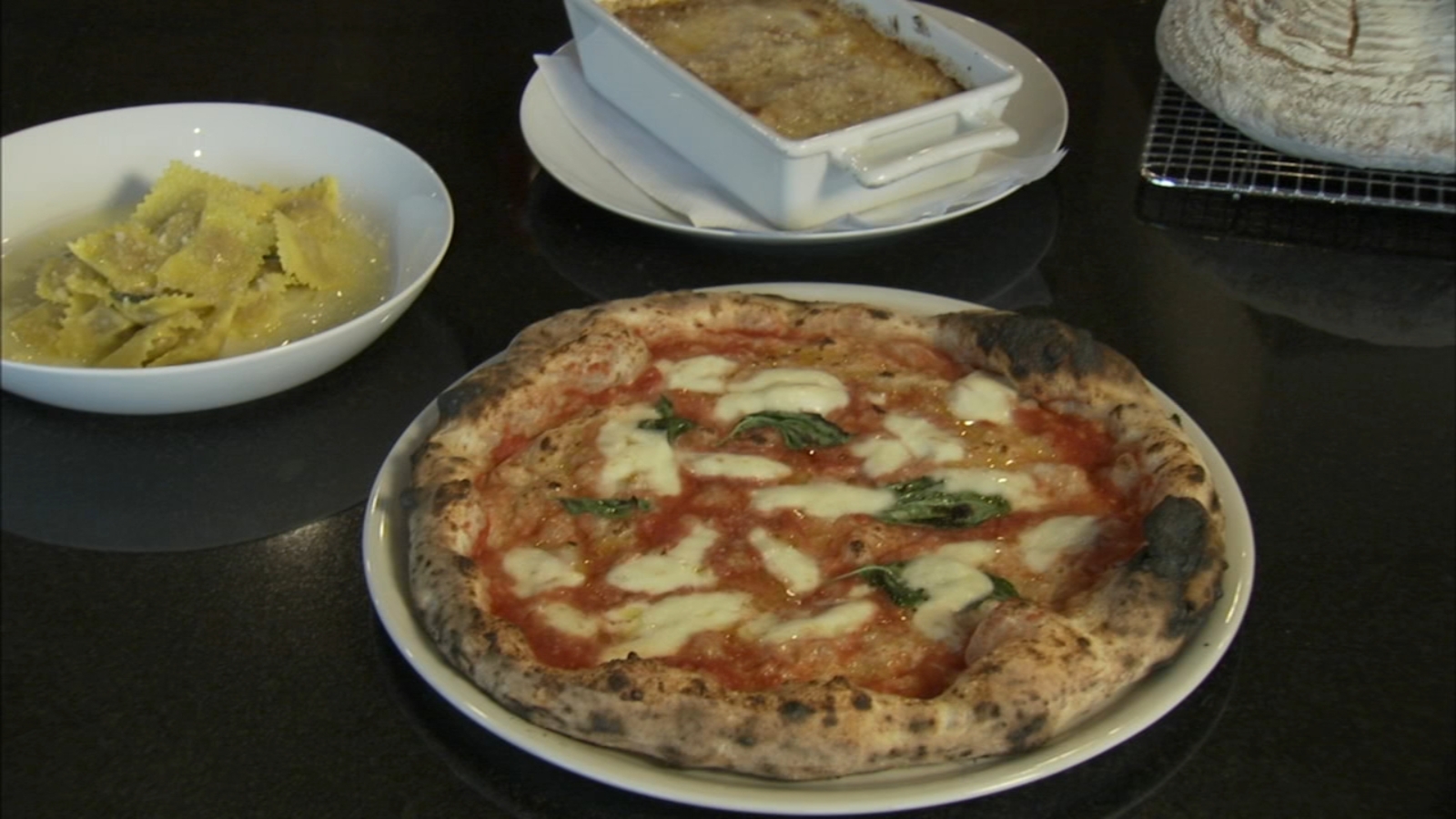 Hungry Hound Enjoy Neapolitan pizza at Munno in Uptown