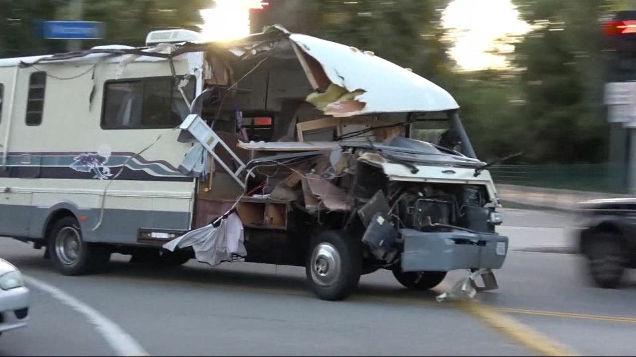 RV suspect in custody after leading police on wild chase through San Fernando Valley