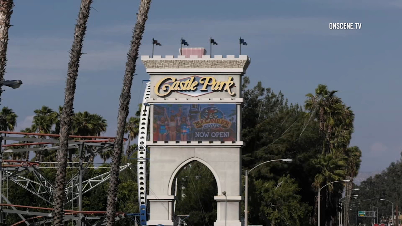 3 injured after log ride overturns at Castle Park in Riverside