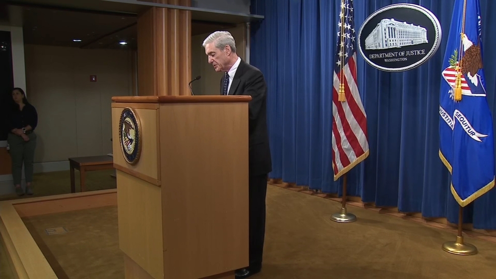 Robert Mueller makes first public statement on Russia probe
