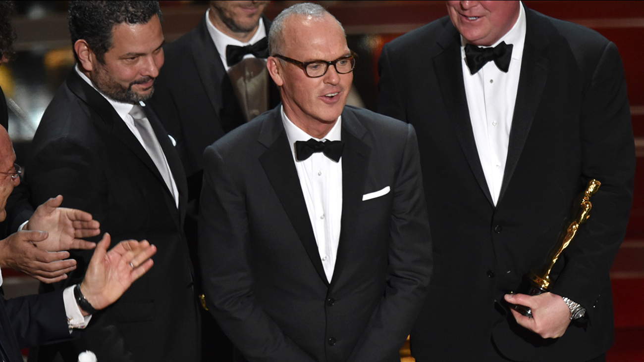 Video Michael Keaton Stuffing Back Acceptance Speech After Losing Oscar Abc7 San Francisco