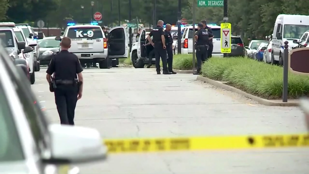 Virginia Beach shooting: 12 killed, 6 hurt in shooting at municipal center