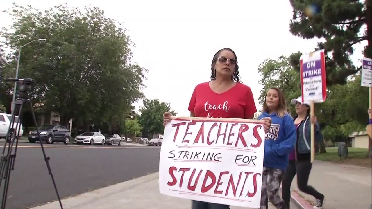 Day 10 of teacher strike raises concerns for graduating seniors in Union City