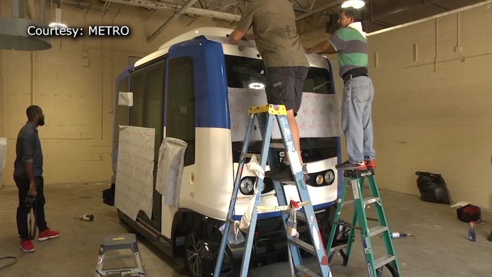 METRO's first self-driving shuttle debuts at Texas Southern University