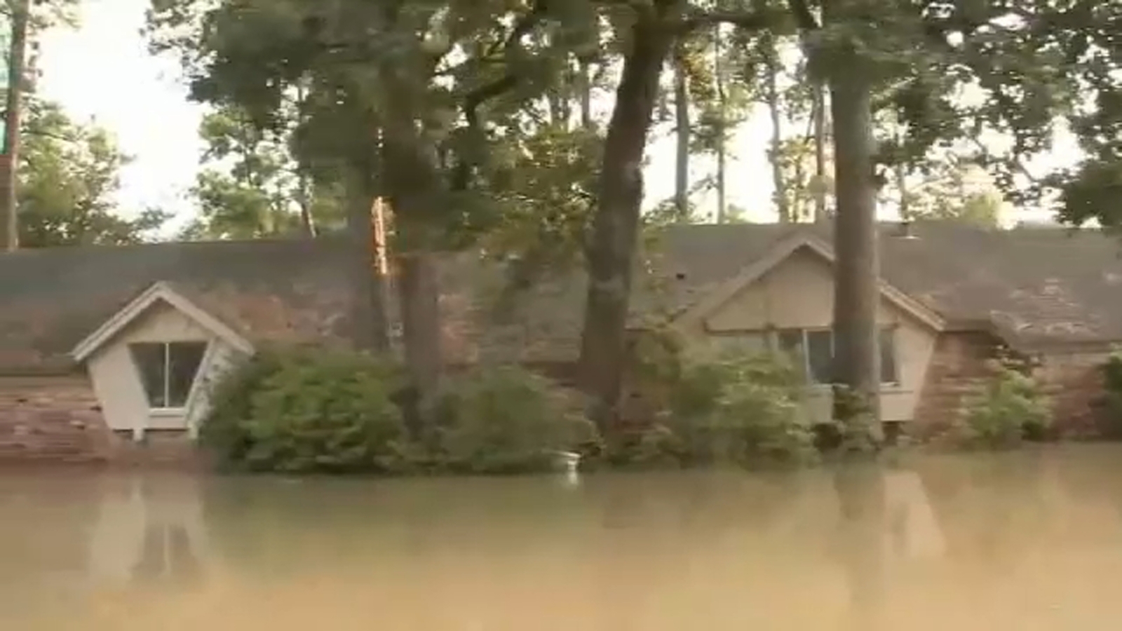 RENTERS' RIGHTS Know who's responsible for repairs if your apartment floods ABC13 Houston