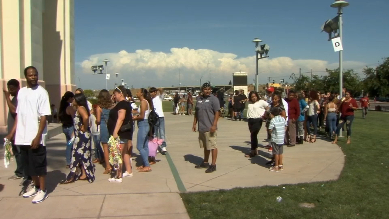 Fresno, Clovis power outage causes mayhem for graduates, guests ABC30