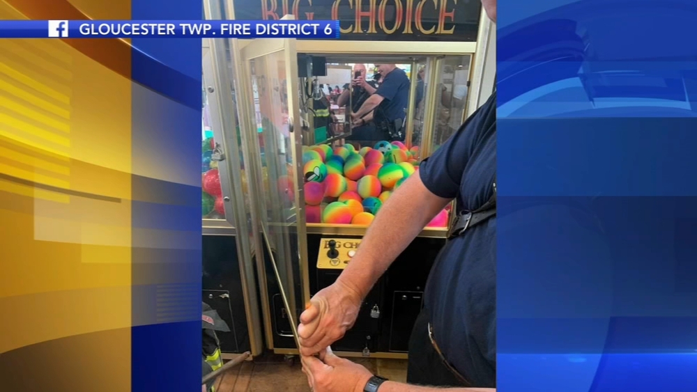 Firefighters rescue child from claw machine