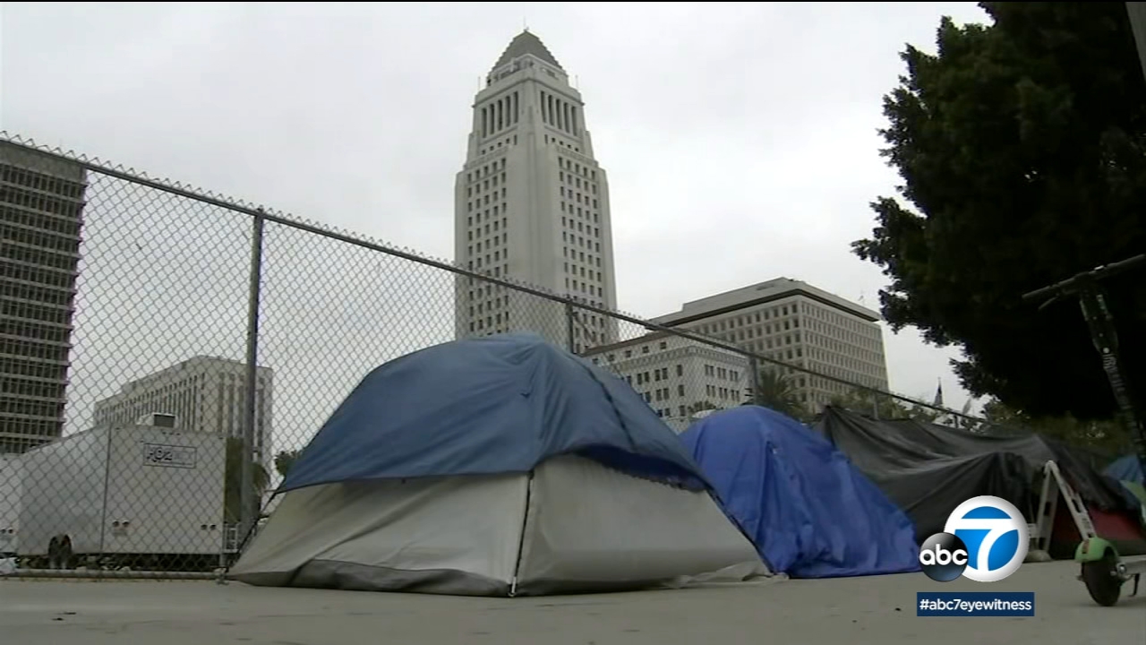 Some L.A. leaders say neighboring cities are sending homeless to L.A.