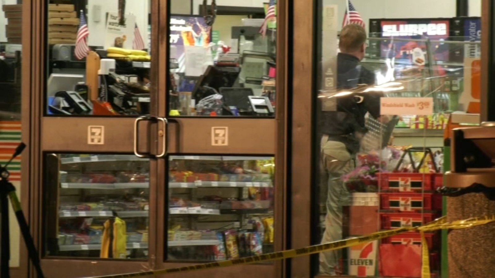7-eleven-shooting-officer-investigating-robberies-shoots-suspect-in