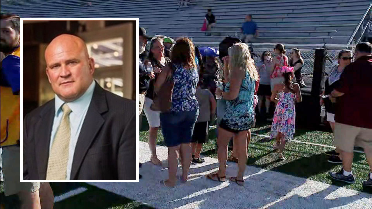 City rallies behind search for Kemah Chief of police